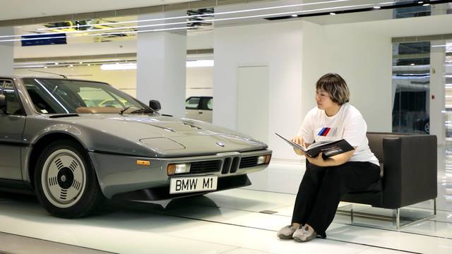 V笑车谈丨叫好不叫座的BMW M1为何是从兰博基尼那抢来的