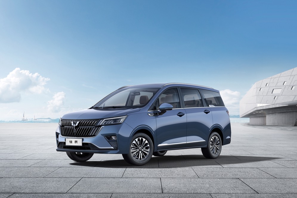 相同預(yù)算買(mǎi)MPV，五菱佳辰和大通G50相比，誰(shuí)更勝一籌?