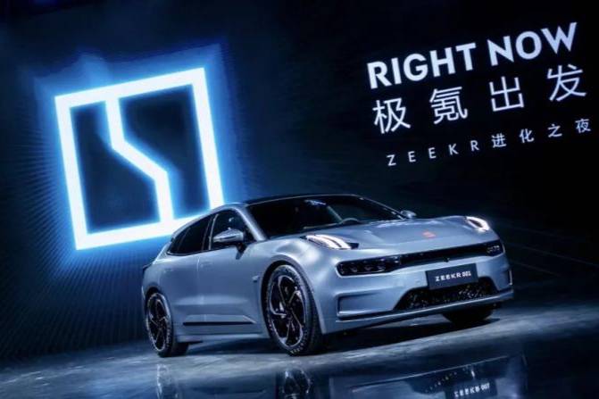 軟件定義汽車！重慶車展超40新能源品牌300多款車型璀璨亮相