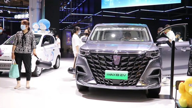 全球首款纯电MPV 荣威iMAX8 EV