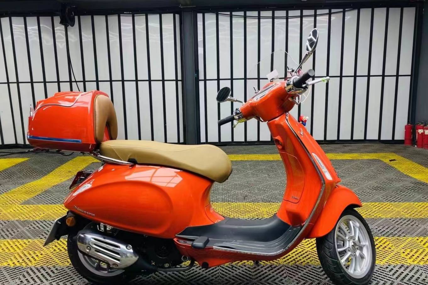 充滿春天的氣息，Vespa Primaver很有活力！