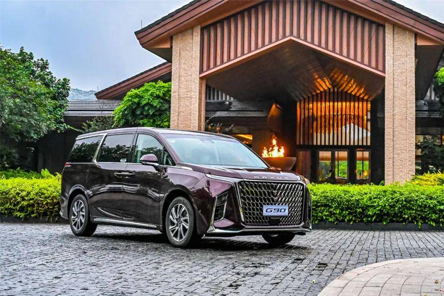 試駕上汽大通G90：這要是掛上某品牌車標(biāo)，不得賣到百萬？