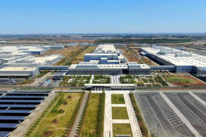 iFACTORY生产战略落地中国，华晨宝马里达工厂正式开业