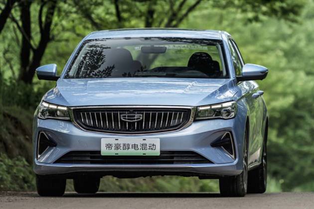 全球首款甲醇混動(dòng)轎車上市 售12.98萬(wàn)公里成本不到3毛錢