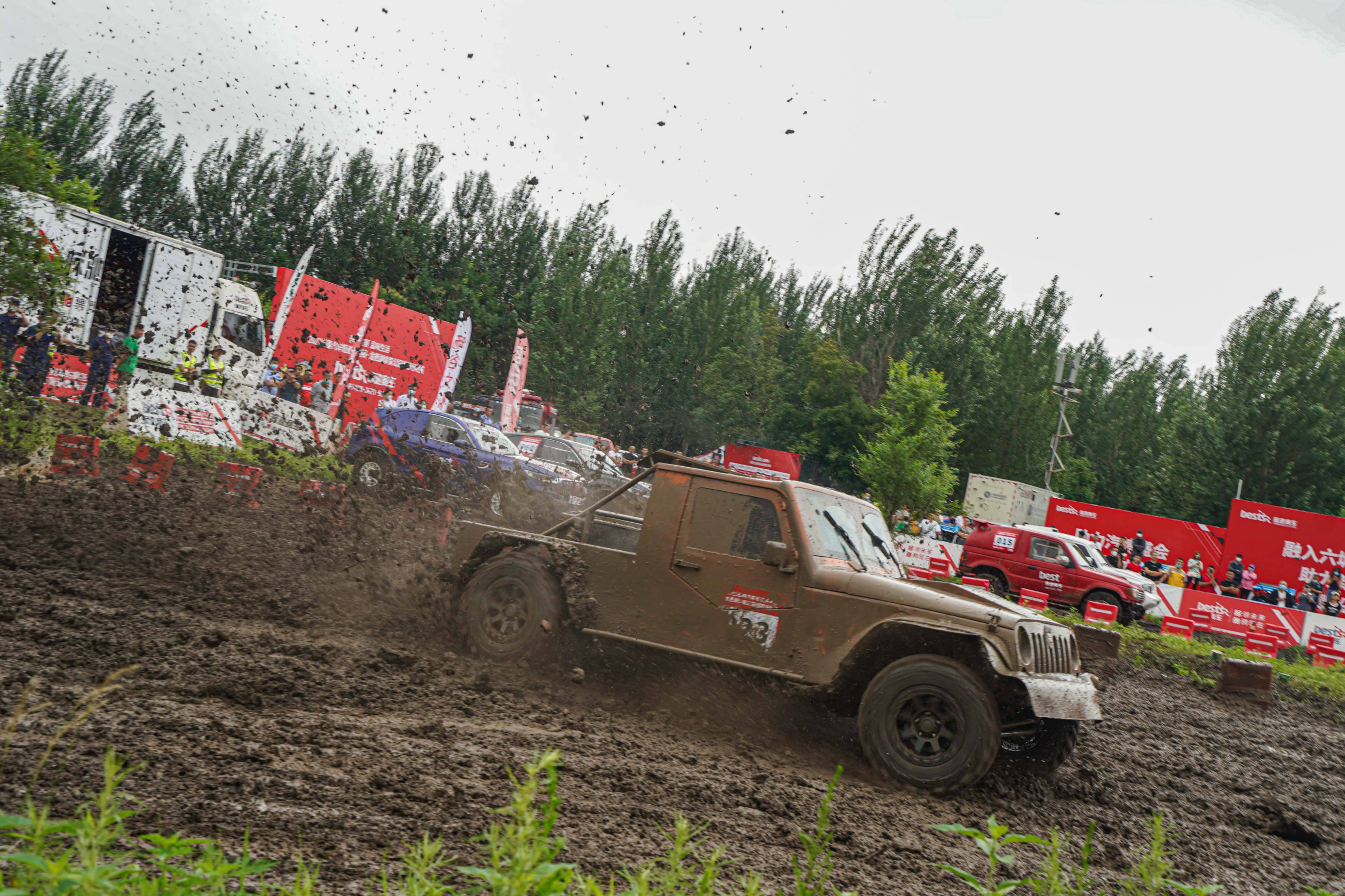 2022長(zhǎng)春汽車(chē)短道系列賽龍棲湖體育公園越野場(chǎng)地賽拉開(kāi)帷幕