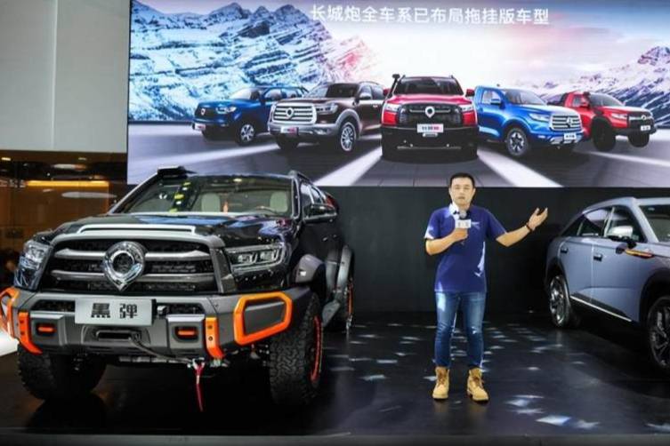 長(zhǎng)城炮2022款黑彈閃耀昆明車展 24.88萬(wàn)元起售