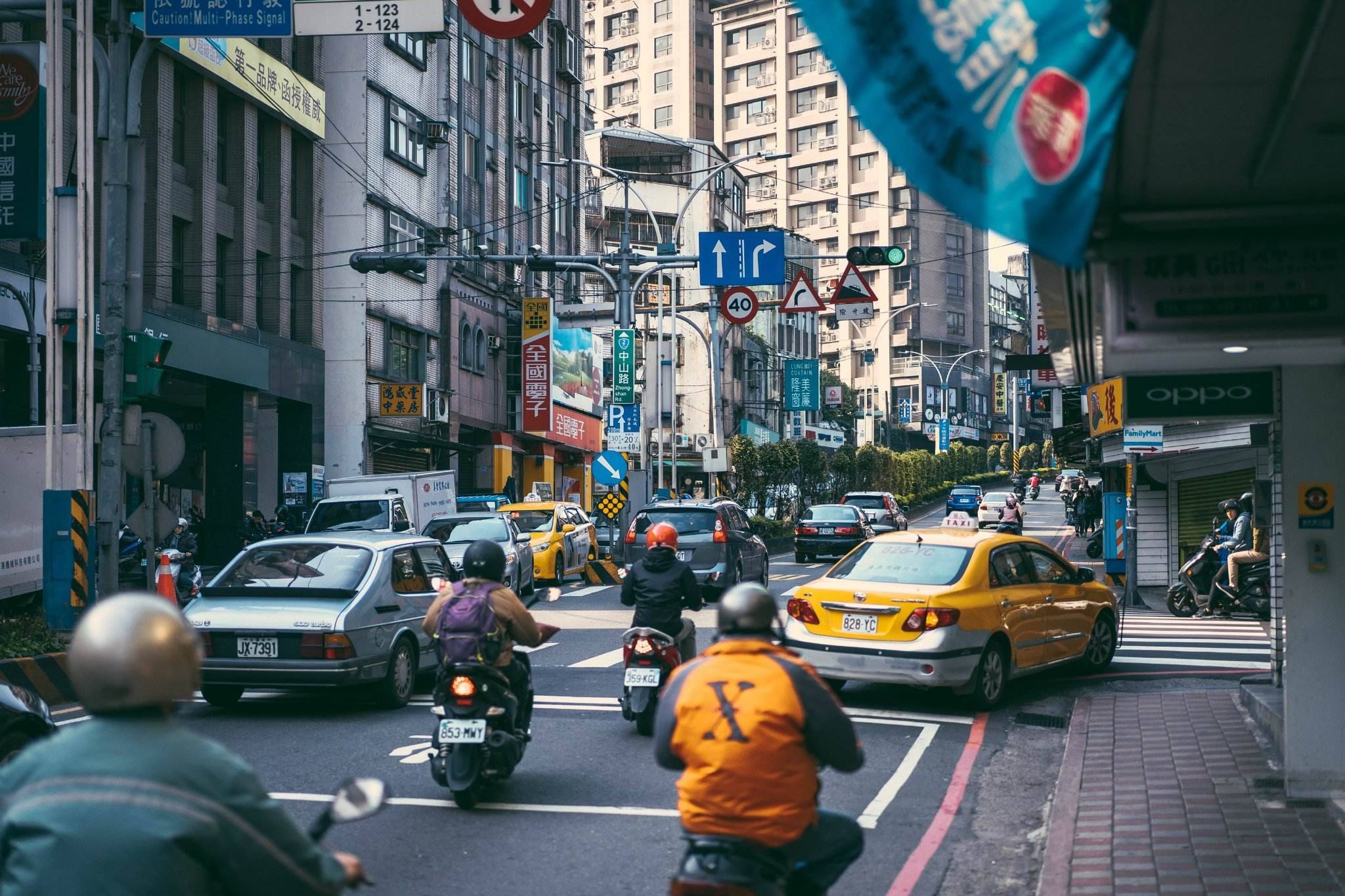 對(duì)話臺(tái)灣汽車(chē)：精“日”苦海無(wú)邊，回首大陸是岸