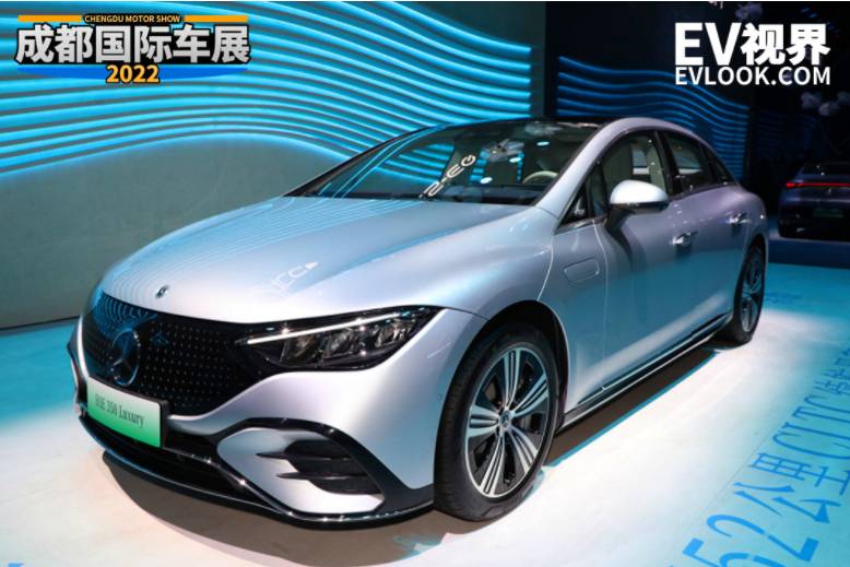 2022成都車展：北京奔馳EQE實(shí)拍