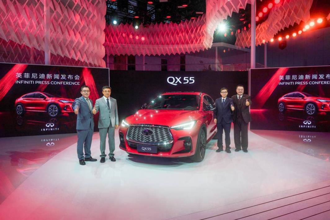 群雄逐鹿的成都車展，全新英菲尼迪QX55演繹豪華新格調(diào)