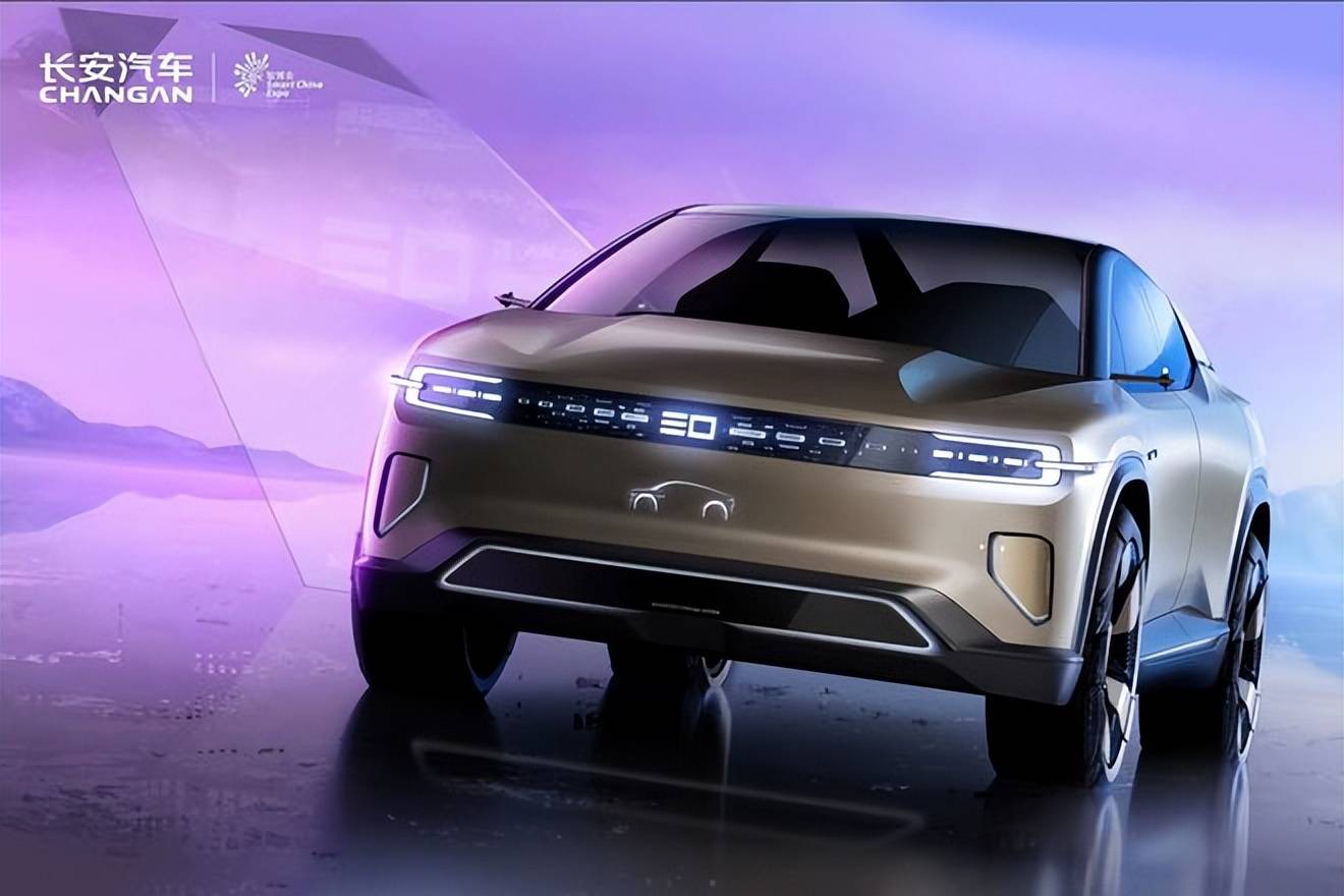 長(zhǎng)安CD701概念車 掀背式轎跑SUV造型