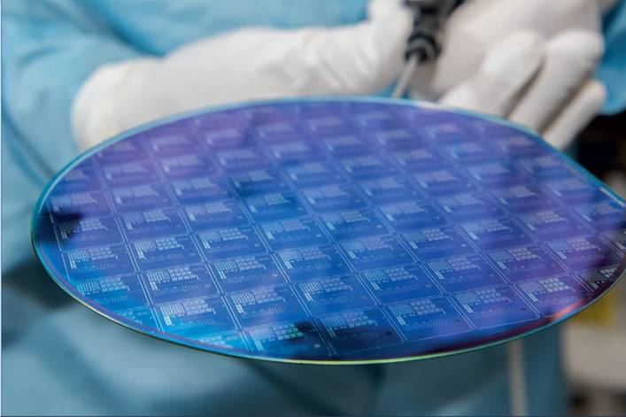 长沙比亚迪芯片产线完成安装 年产车规级芯片50万片