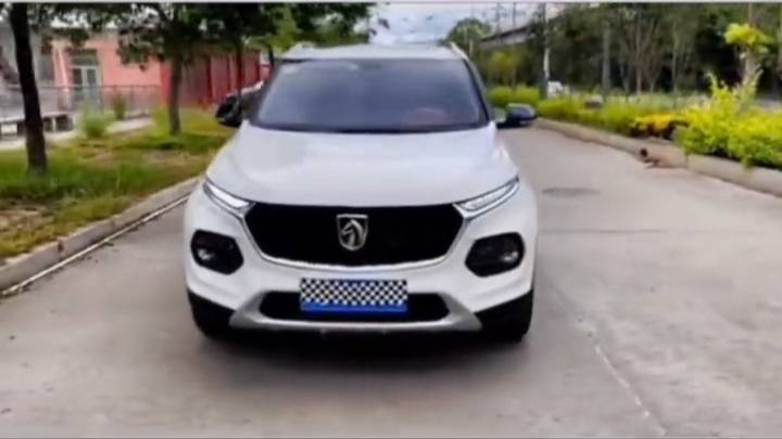 2021款宝骏510