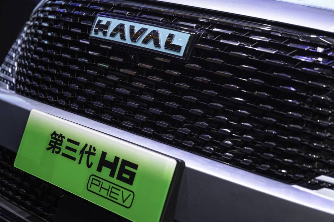 年輕人選擇綠牌SUV,哈弗H6新能源閉眼入