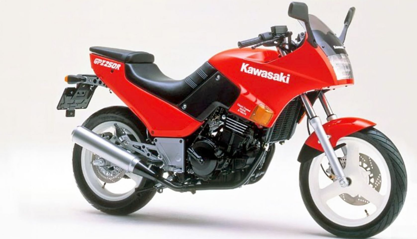 43匹13000转，1985款川崎GPZ250R