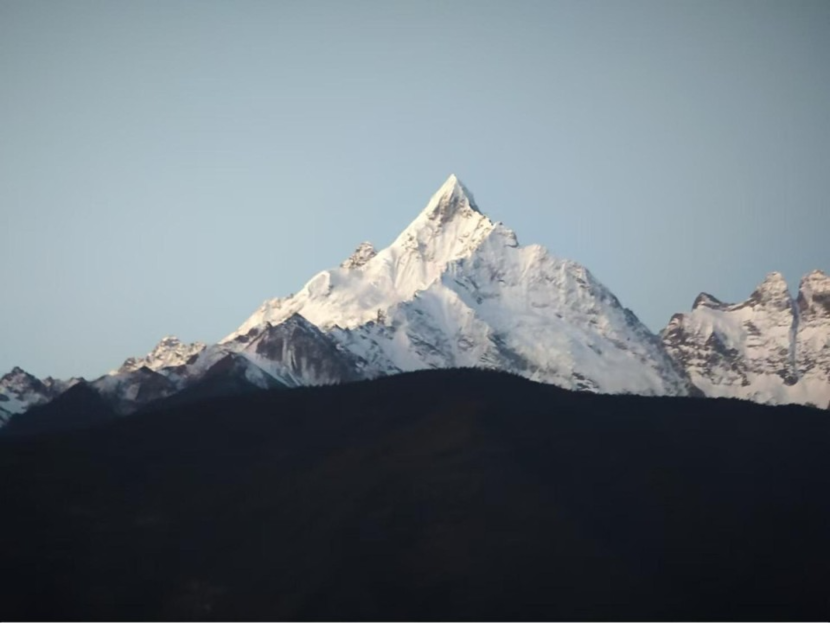 探寻山川湖海的魅力，感受宋L DM-i的用车真谛！