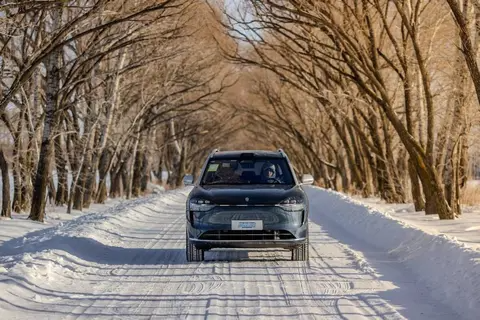 口碑与销量双赢！问界新M7荣获2024年新势力车型年度销冠