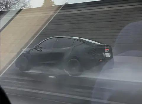 千呼万唤始出来，特斯拉Model Y Juniper谍照曝光