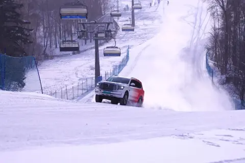 【E汽车】长城汽车冰雪欢乐周盛大开启 纵情冰雪展现巅峰实力