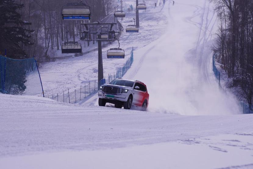 哈弗、坦克、长城皮卡三大品牌齐聚长城汽车冰雪欢乐周