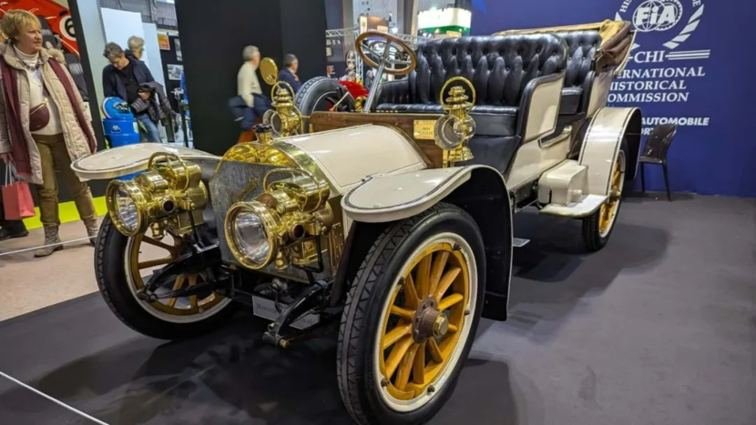 Retromobile 2025：经典车爱好者的盛会