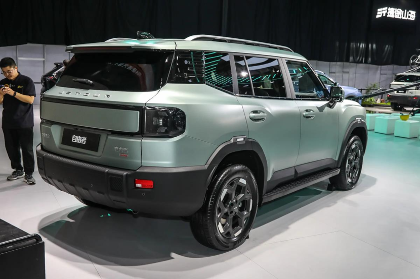 方盒子越野SUV，2.0T+8AT黄金动力，捷途自由者预售