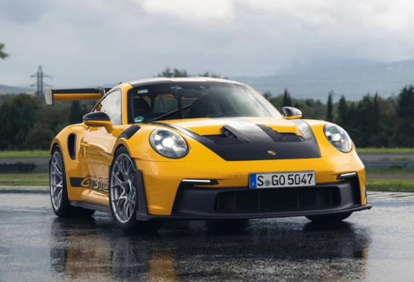 保时捷911 GT3RS（992）新雨胎