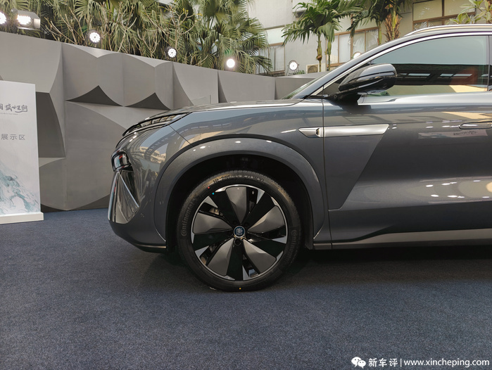 年轻人第一台千匹SUV?22.98万起的比亚迪唐L应该这样选