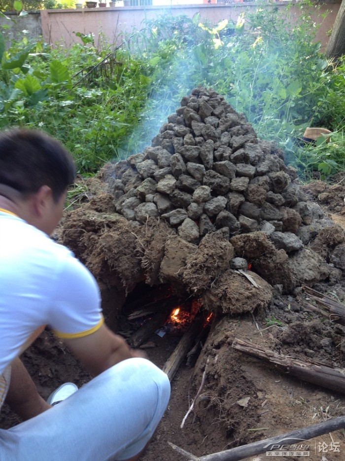 带你走进乡村泥焗鸡的制作全过程,阳江天籁车友会国庆