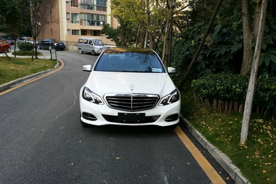 2015款e260l 豪华立标白外棕内 提车作业(多图)_奔驰e
