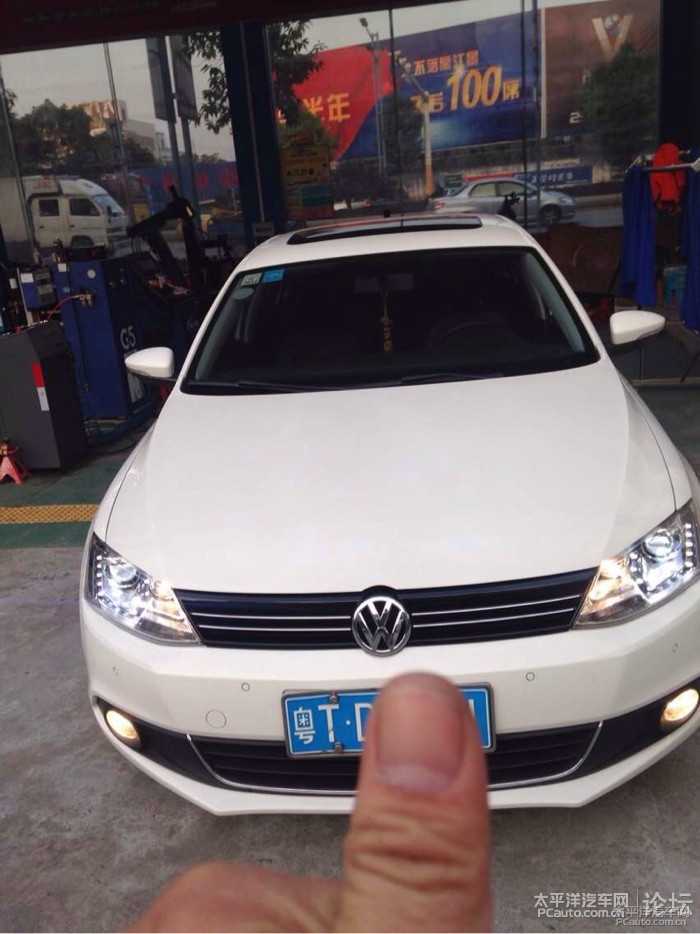 2013款速腾 1.4TSI 蓝驱版改装 论坛车友内饰 轮毂等改装作业高清图片