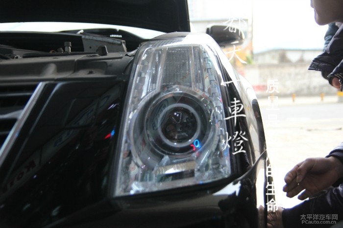 成都凯迪拉克sls赛威车灯改装升级海拉5双光透镜xv氙气灯|成高清图片
