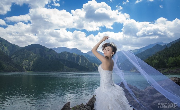 新疆拍摄婚纱照_在新疆拍婚纱照实在太漂亮啦(3)