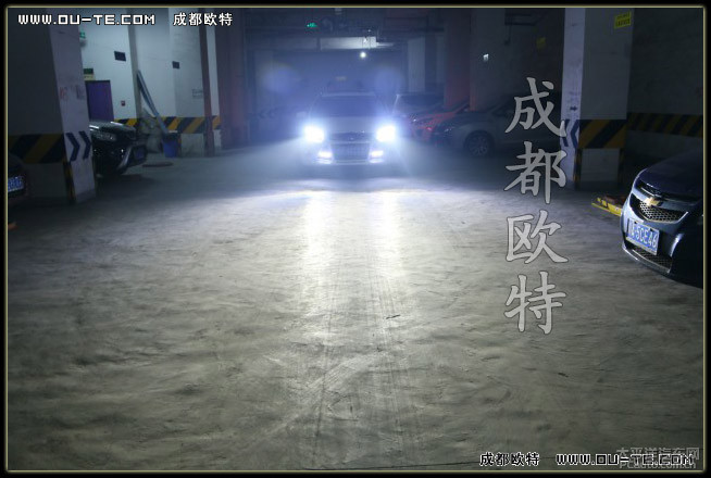 福特新福克斯改装氙气大灯,车灯升级全新14款q5双光透镜,欧高清图片