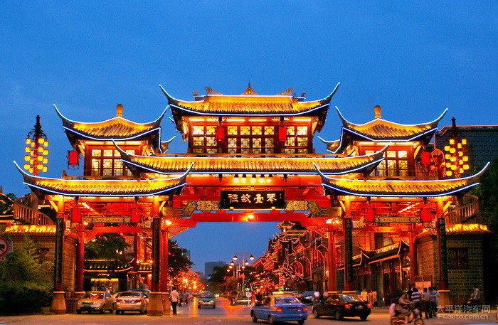 《成都人口》_成都地铁(2)