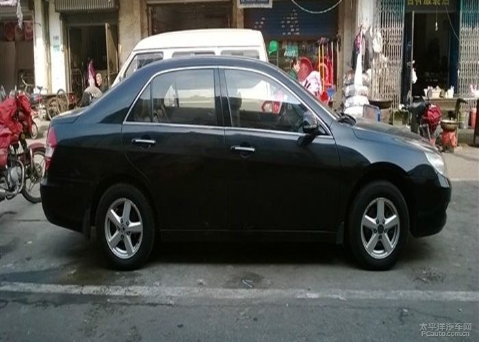 大,要适应 缺点: 自动空调,自动大灯,配置是byd的强项, 高清图片