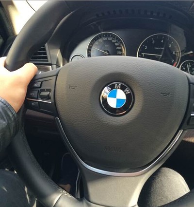 迟到的提车作业,开宝马坐奔驰--BMW 525Li提