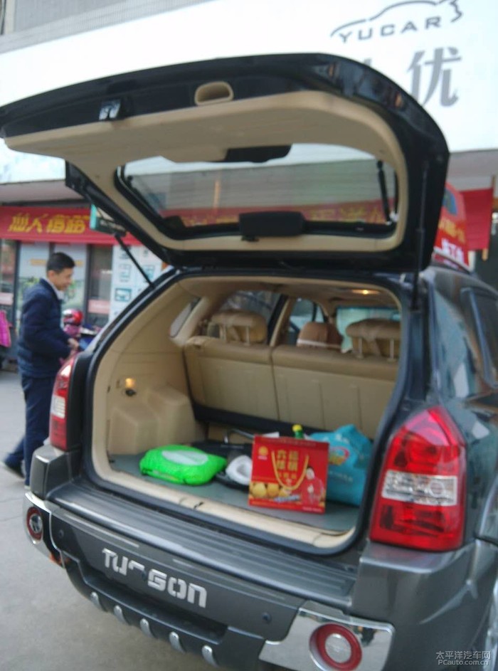 车主补交作业 现代途胜用车感受 改装仙人指路后视镜导航高清图片