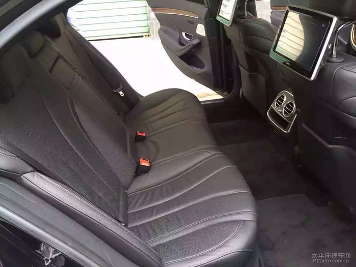 萨瓦纳-二十多可以买哪些豪车？可以买奔驰S550、奥迪Q7、宝马X6、路虎揽胜、卡宴…