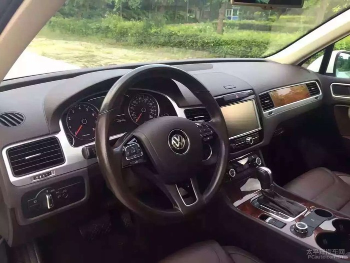萨瓦纳-二十多可以买哪些豪车？可以买奔驰S550、奥迪Q7、宝马X6、路虎揽胜、卡宴…
