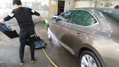 实拍第一次享受4s洗车服务!