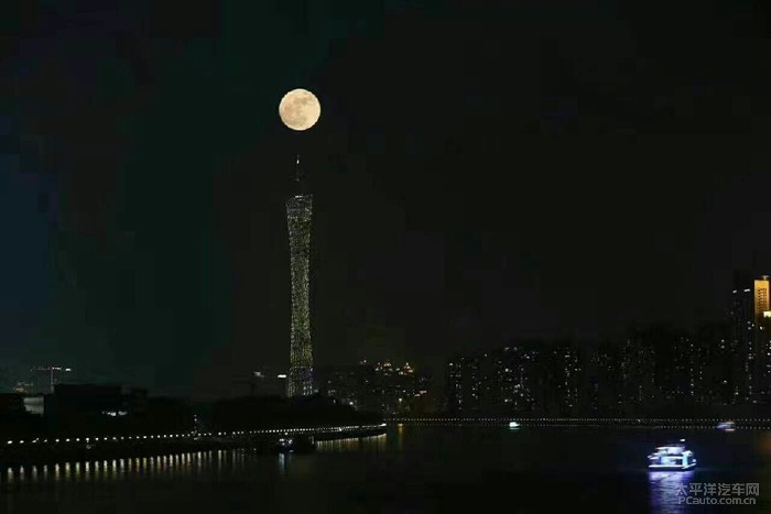 11.14广州实拍大月亮