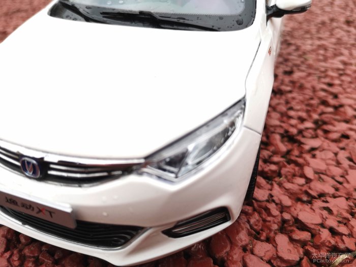 白色逸动xt车模大片来袭_s60/s60l/v60论坛_太平洋网