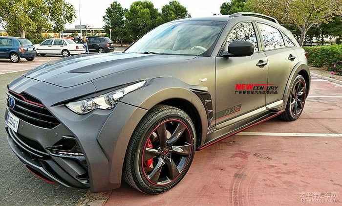 英菲尼迪fx35改装俄罗斯宽体大包围 qx70改装机盖尾翼