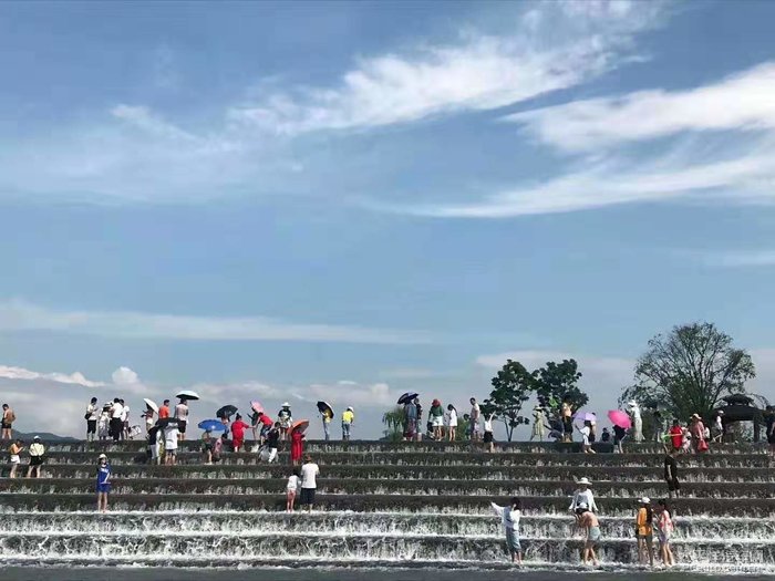 新昌丁家园网红梯田水坝打卡