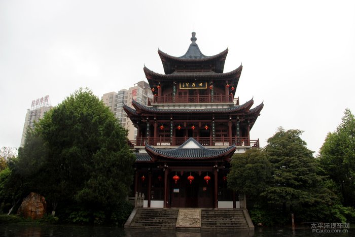 烟雨朦胧游雁峰