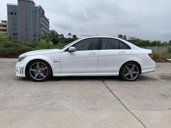 十多万出14款奔驰c63amg