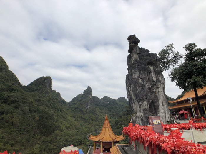 结伴巴马自驾游,游玩广西南宁马山县弄拉金刚山普陀寺景区随拍.