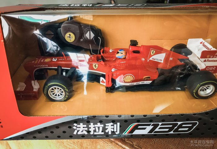 春节回家美好的回忆喜获红色法拉利f138车模
