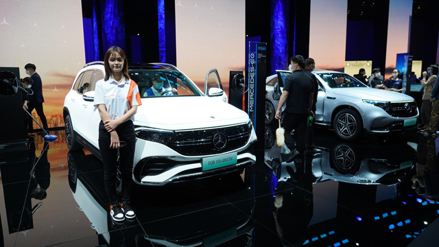 2021上海車展現(xiàn)場(chǎng)：奔馳EQB