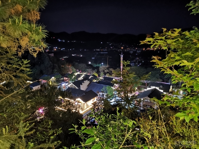 春游正当时周末开着小三带上老婆夜游南山壹华里夜景公园